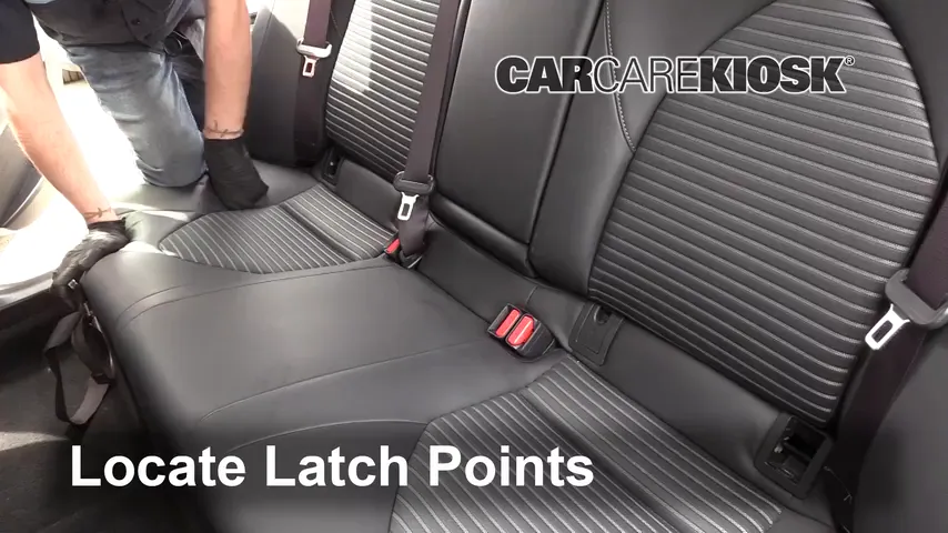 2018 Toyota Camry SE 2.5L 4 Cyl. Car Seats